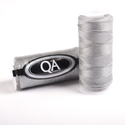 FIL A COUDRE Q.A. 100% POLYESTER 40/2 BOBINES 500 M. GRIS